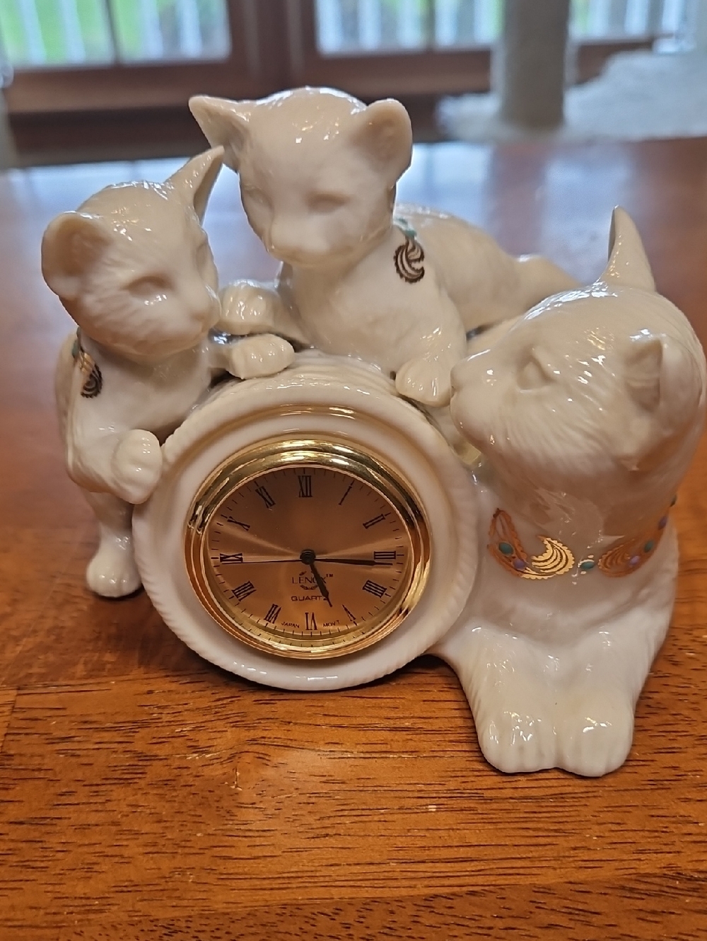 Lenox Porcelain Cat Trio Clock with Gold Accent